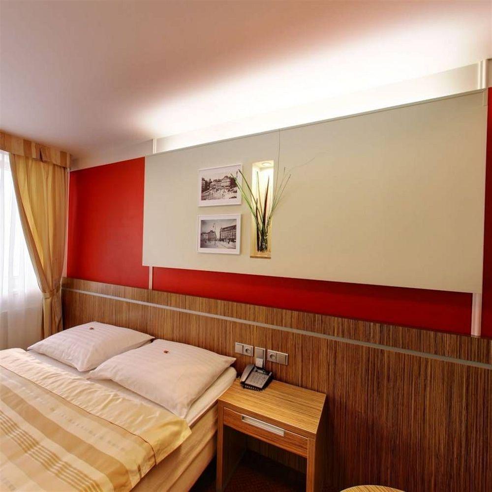 ברנו Hotel Vaka מראה חיצוני תמונה