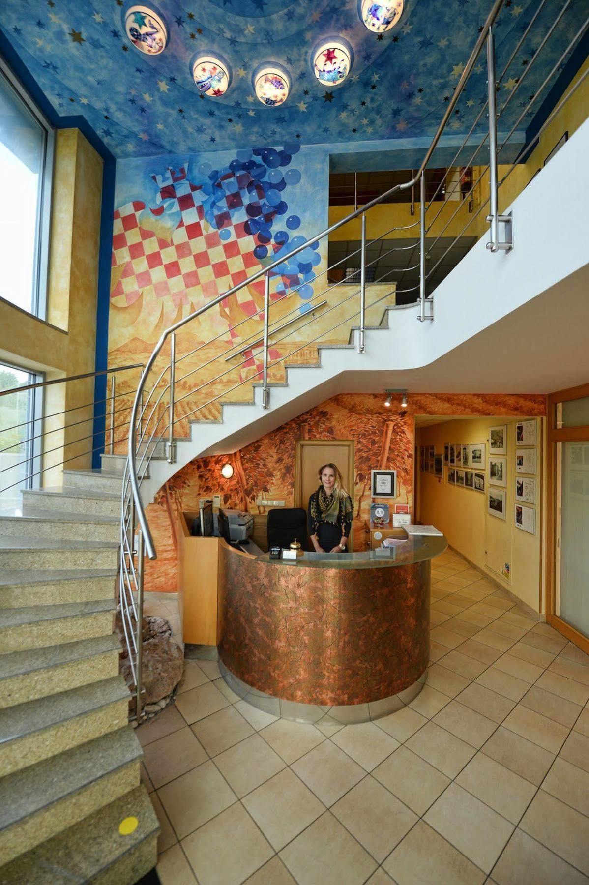 ברנו Hotel Vaka מראה חיצוני תמונה