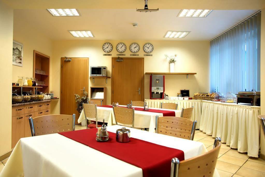ברנו Hotel Vaka מראה חיצוני תמונה