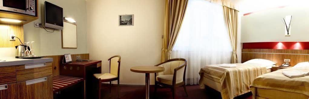 ברנו Hotel Vaka מראה חיצוני תמונה