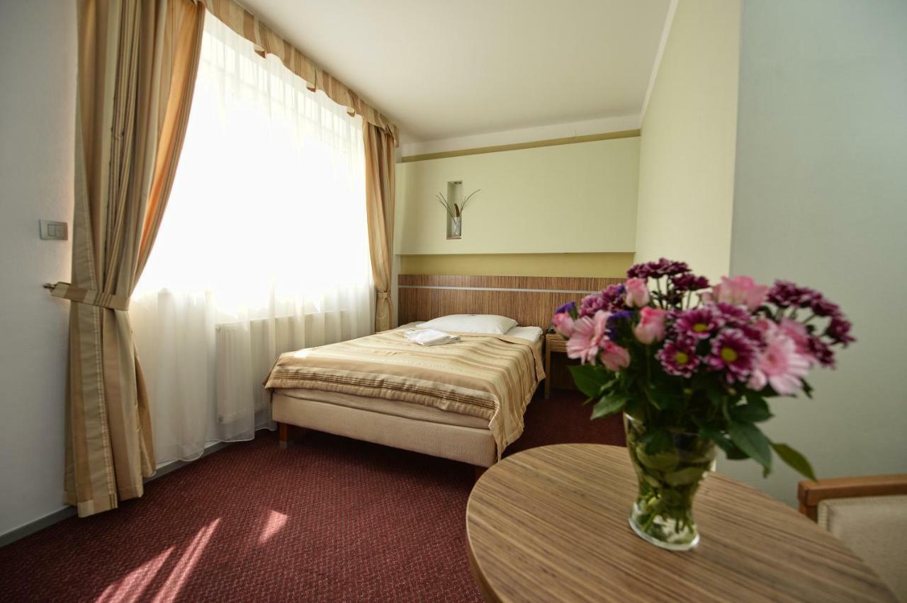 ברנו Hotel Vaka מראה חיצוני תמונה